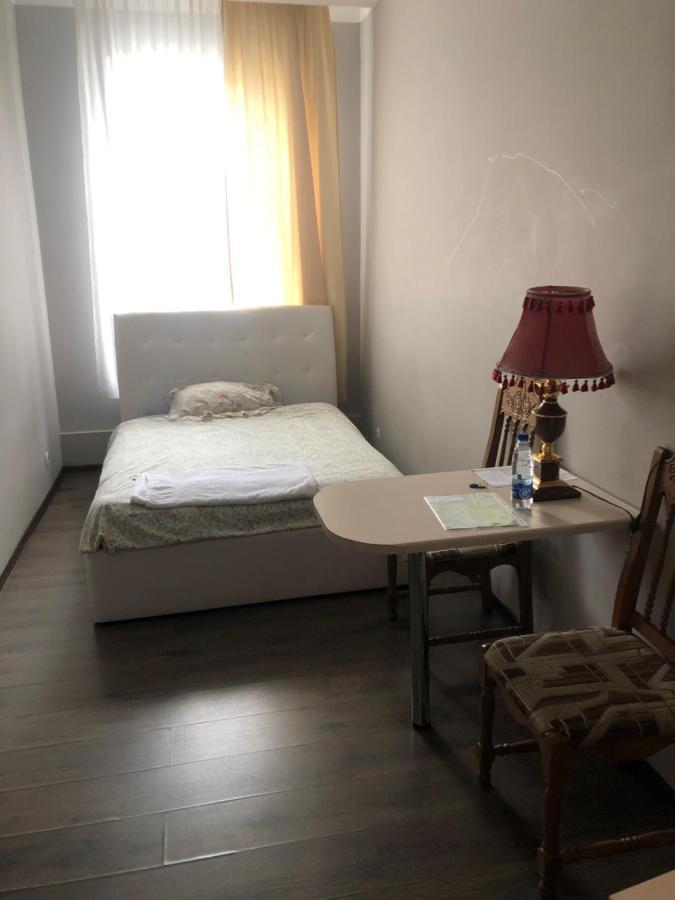 Aivisapartment Riga Exteriör bild